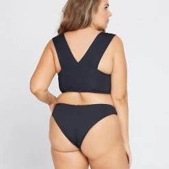 LSPACE L*SPACE POP-UP SHOP <small><b><i> *Online Exclusive* </small></b></i><br> L*SPACE <br> Parker Top - Black 15 LSPACE L*SPACE POP-UP SHOP *Online Exclusive* L*SPACE Parker Top - Black