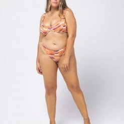 LSPACE *Online Exclusive* L*SPACE Tori Printed Shimmer Underwire Top - The Wedge