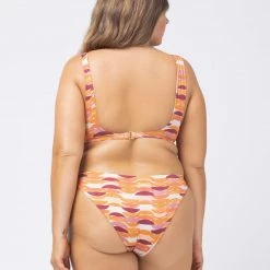 LSPACE *Online Exclusive* L*SPACE Cabana Printed Shimmer Bottom - The Wedge