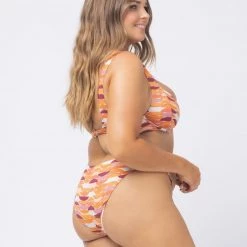 LSPACE *Online Exclusive* L*SPACE Cabana Printed Shimmer Bottom - The Wedge