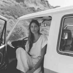 TOPS STILLWATER Pacific Linen Rolled Crop Tee