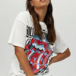 TOPS DAYDREAMER Rolling Stones Record Tongue Boyfriend Tee