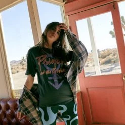 TOPS DAYDREAMER Prince Love Symbol Weekend Tee