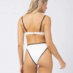 LSPACE BACK IN STOCK L*SPACE Nico Underwire Top