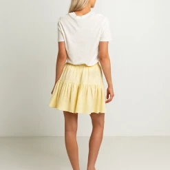 TOPS HARNI Indiah Graphic Tee