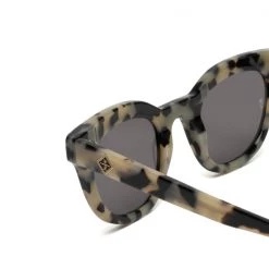 WONDERLAND SUN ACCS + WONDERLAND Perris Sunglasses - Cookies & Cream