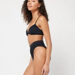 BACK IN STOCK LSPACE Helena Solid Rib V Top