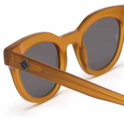 WONDERLAND SUN ACCS + WONDERLAND Perris Sunglasses - Cookies & Cream