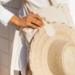 LSPACE L*SPACE POP-UP SHOP L*SPACE X LINDSAY ALBANESE TOPTOTE Hat Clip (More Colors Available)