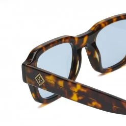 WONDERLAND SUN ACCS + WONDERLAND Badlands Sunglasses - Gloss Black/Grey