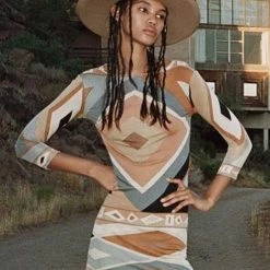 ACCS + LACK OF COLOR Val Flicked-Edge Diamond Fedora - Desert