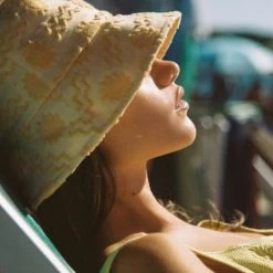 LACK OF COLOR Summer Of Sun Wave Bucket Hat