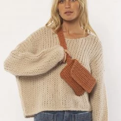 AMUSE SOCIETY Winnie Straw Fanny Pack