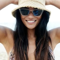 I-SEA Rosey Sunglasses (More Colors Available)