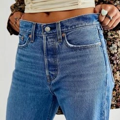 LEVI'S Wedgie Straight Denim Pant - Oxnard Haze BOTTOMS