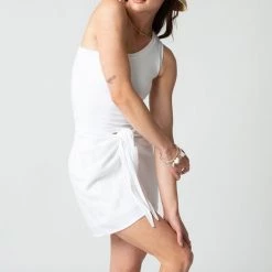 STILLWATER Be Bold One-Shoulder Tank