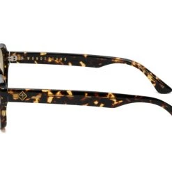 WONDERLAND SUN WONDERLAND Glamis Sunglasses (More Colors Available)