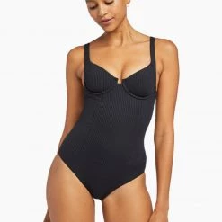 VITAMIN A Demi Underwire One Piece SWIM